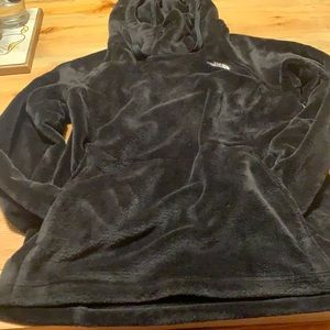 North face pull over fleece top